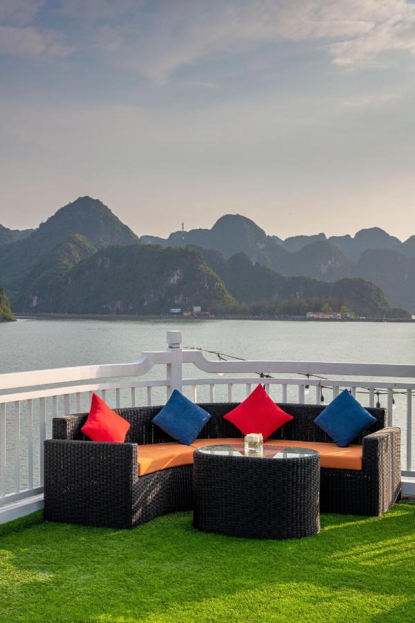 Le Journey Luxury Cruise Hotel Ha Long Bagian luar foto