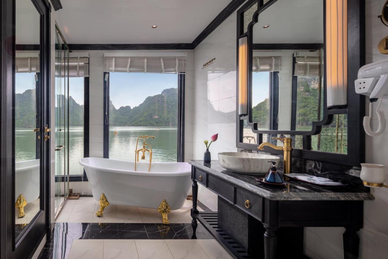 Le Journey Luxury Cruise Hotel Ha Long Bagian luar foto